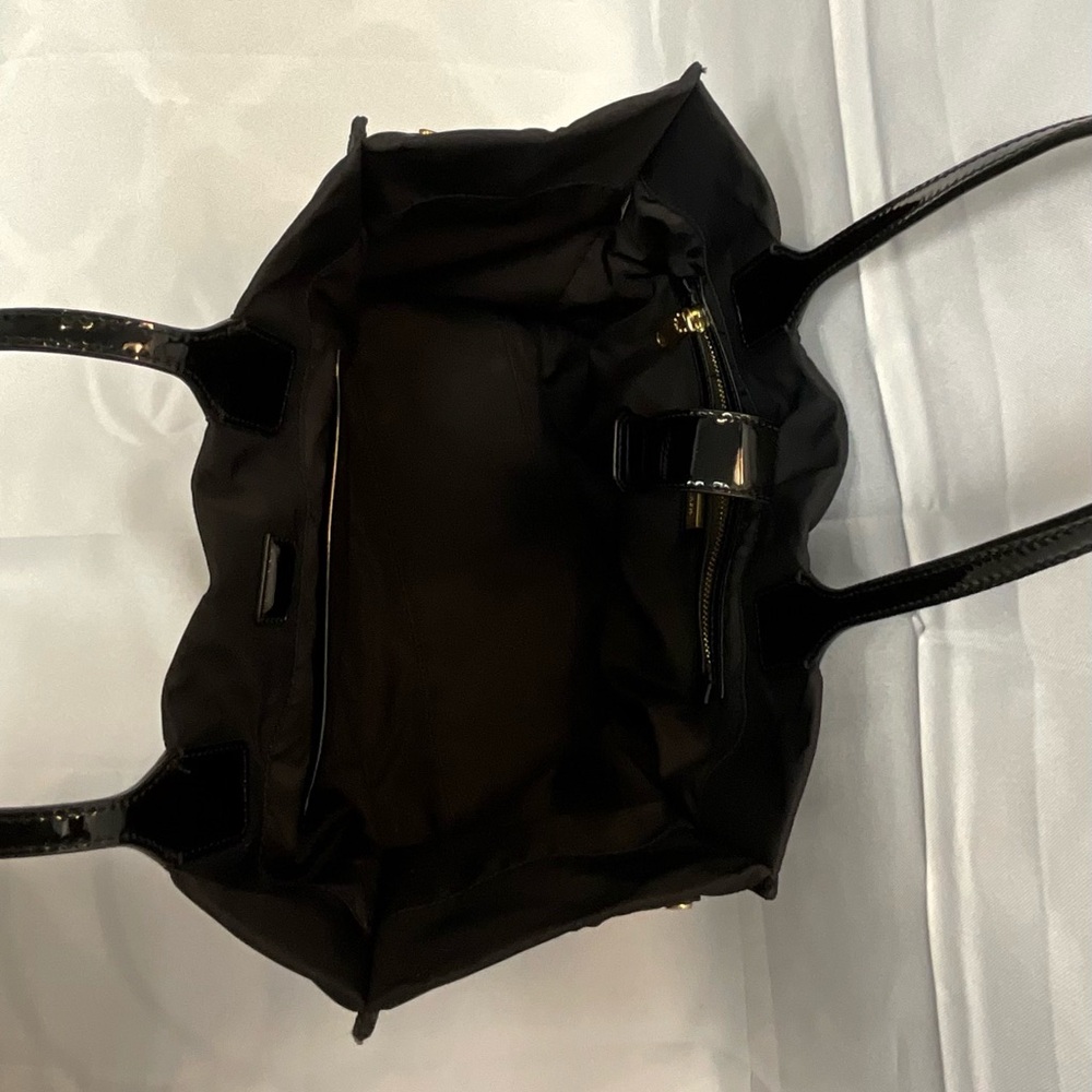 Tory Burch black handbag - Picture 3 of 3